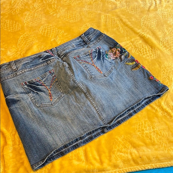 Venezia Blue Embellished Mini Skirt Casual - Picture 3 of 4